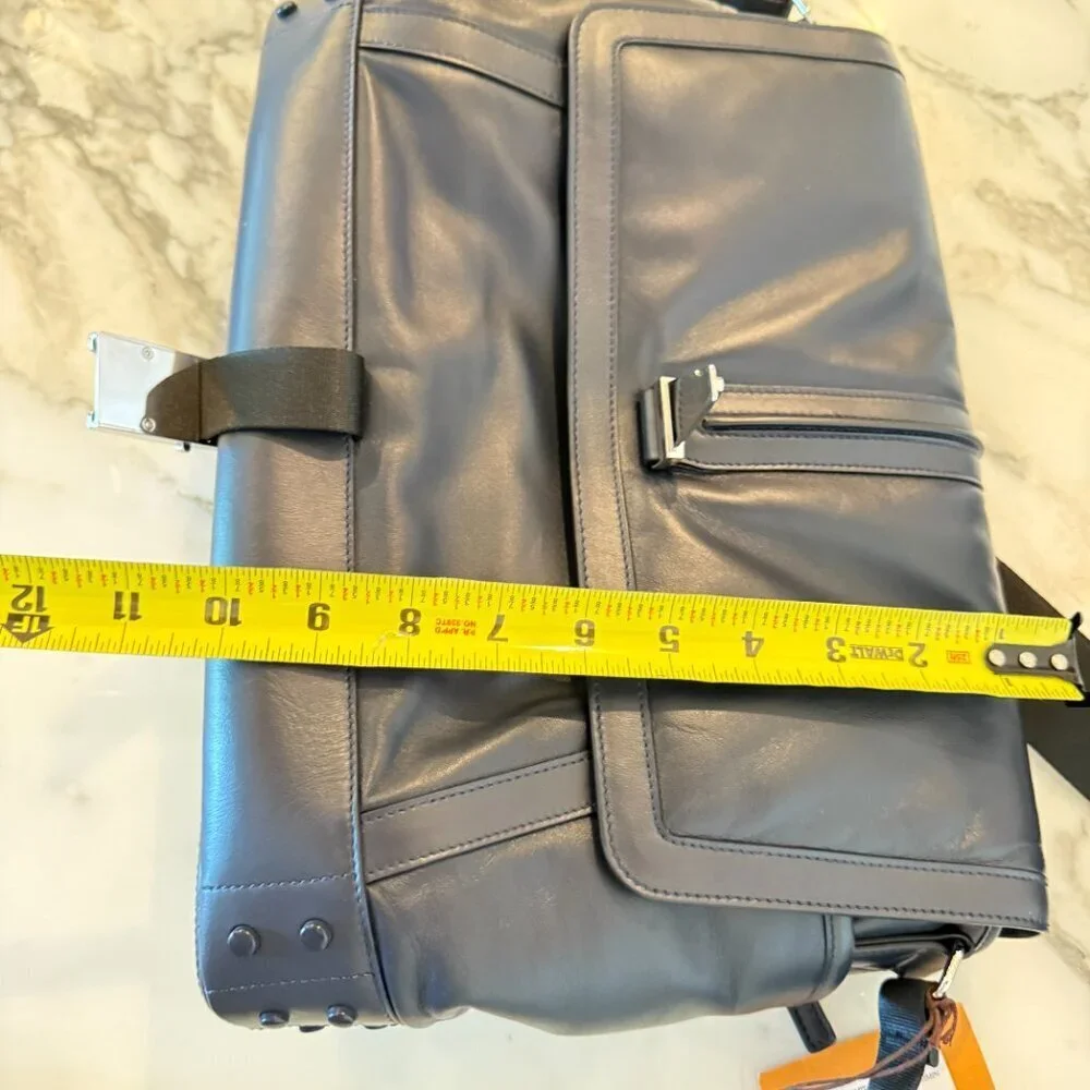 Tod's Italy Blue Leather New Messenger XBMTDSY9200ND6U820‎